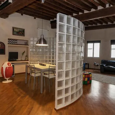 Fillungo180 Apartment
